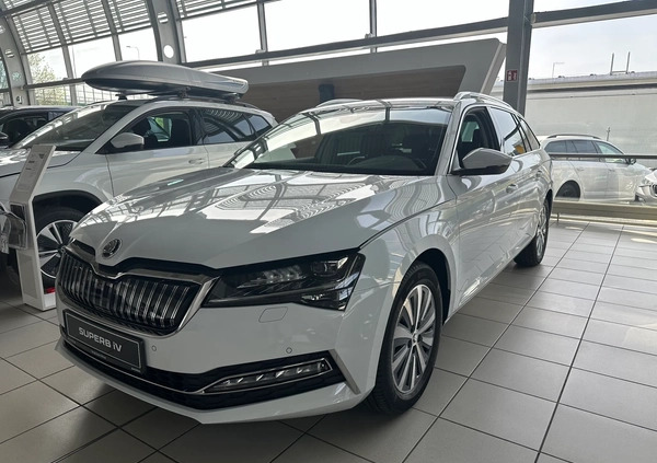 Skoda Superb cena 218100 przebieg: 10, rok produkcji 2024 z Aleksandrów Łódzki małe 67
